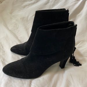 Black booties size 8.5 EUC Bandolino